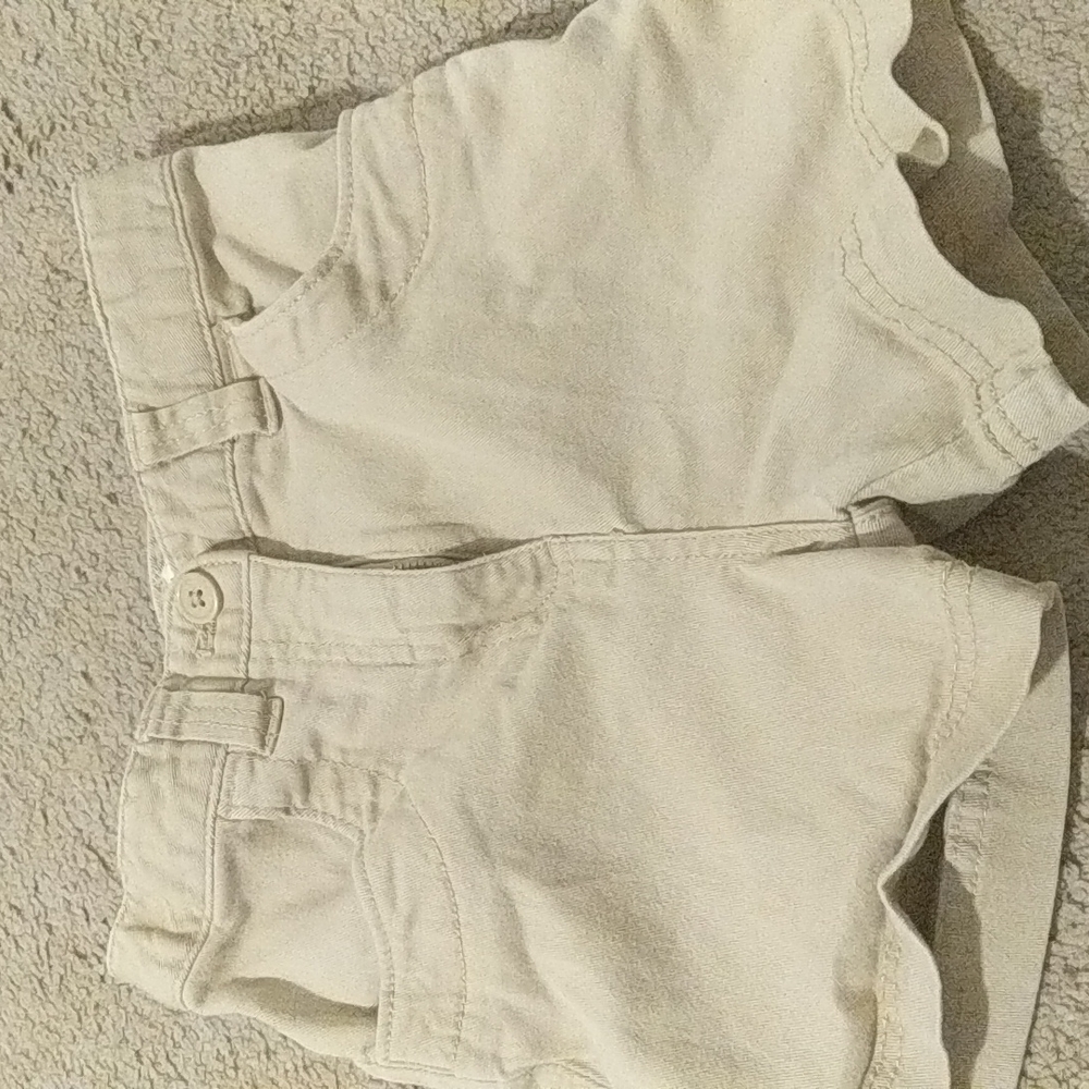 Khaki shorts